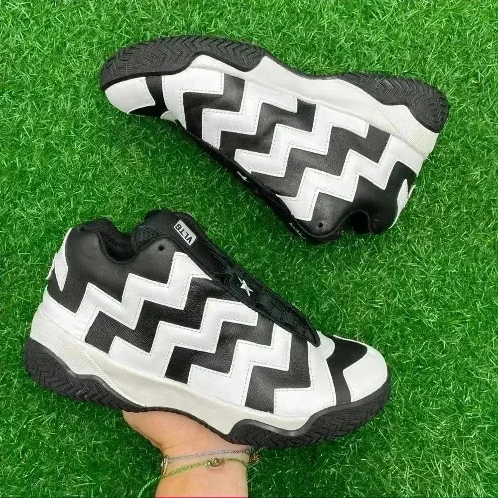 Converse Vltg Mid Black / White
